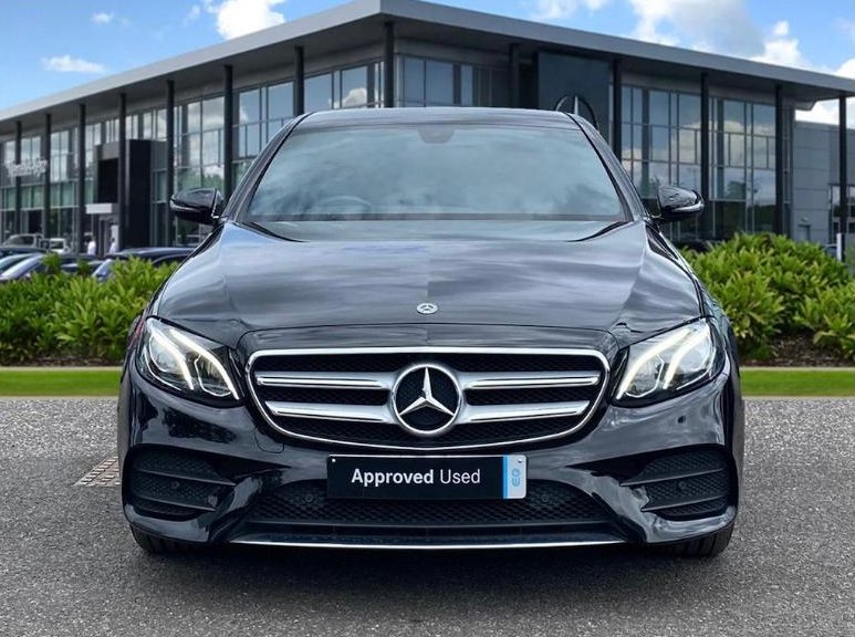 MERCEDES BENZ E300DE