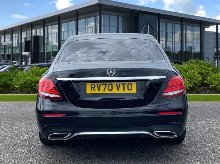 MERCEDES BENZ E300DE