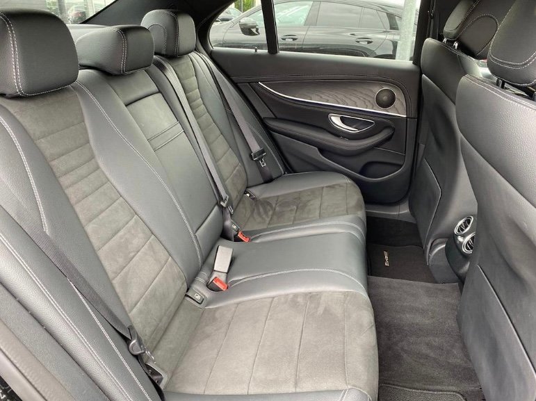 MERCEDES BENZ E300DE