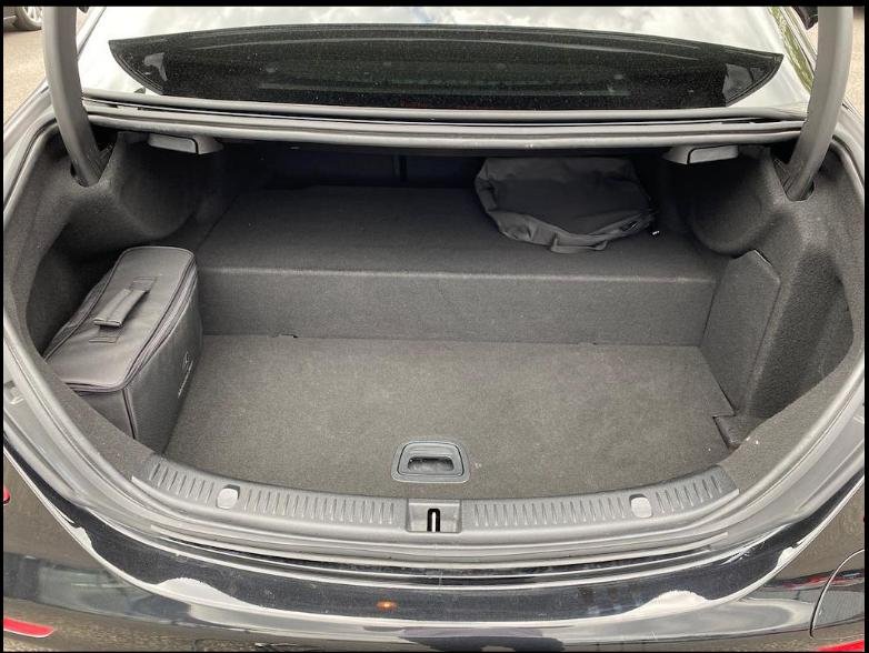 MERCEDES BENZ E300DE