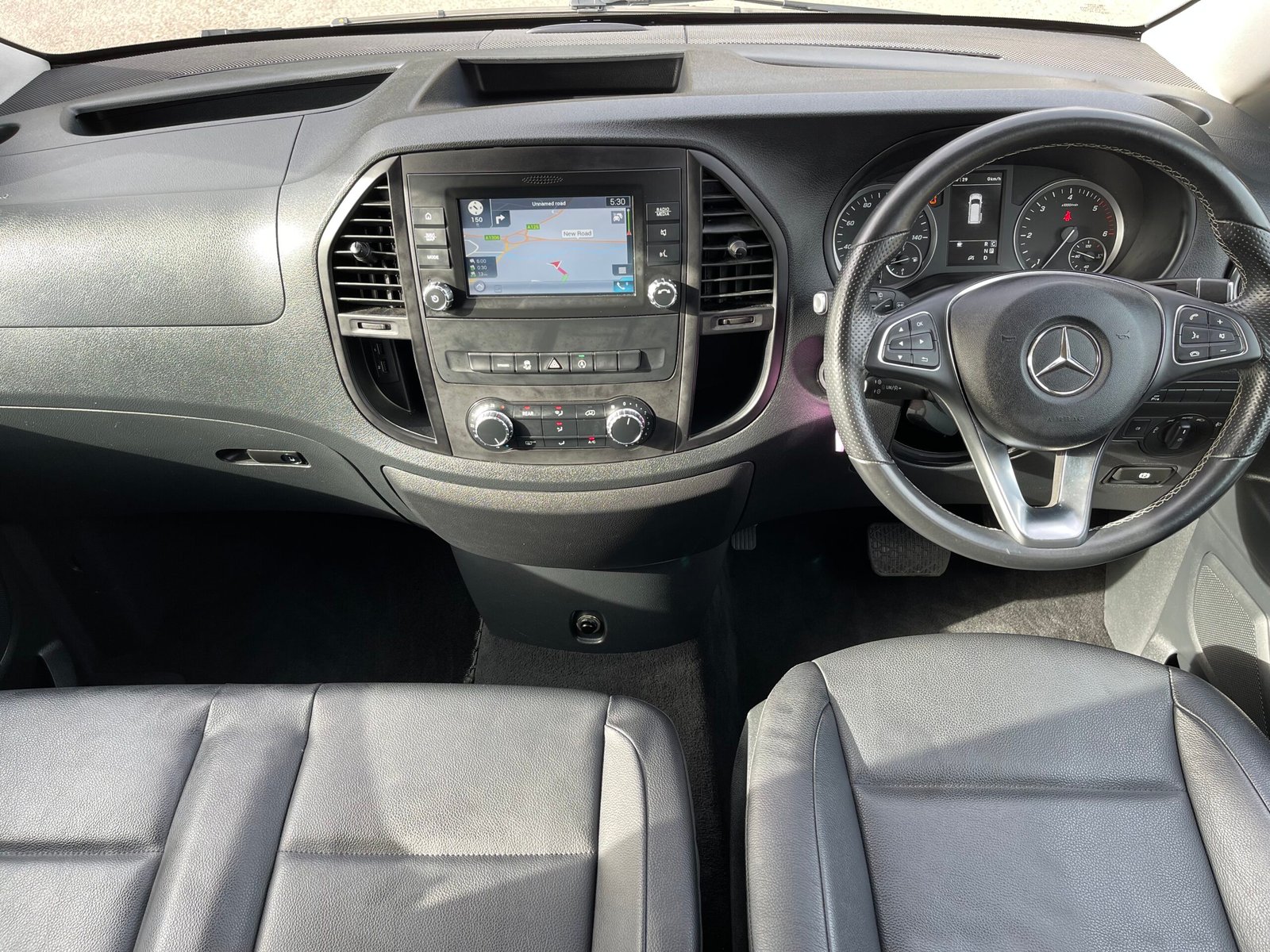 MERCEDES BENZ VITO TOURER