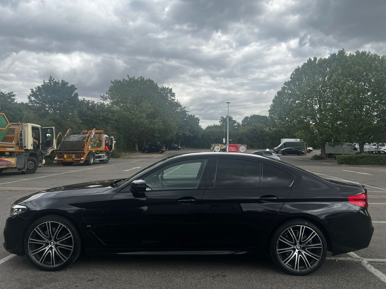 BMW 530E M SPORT