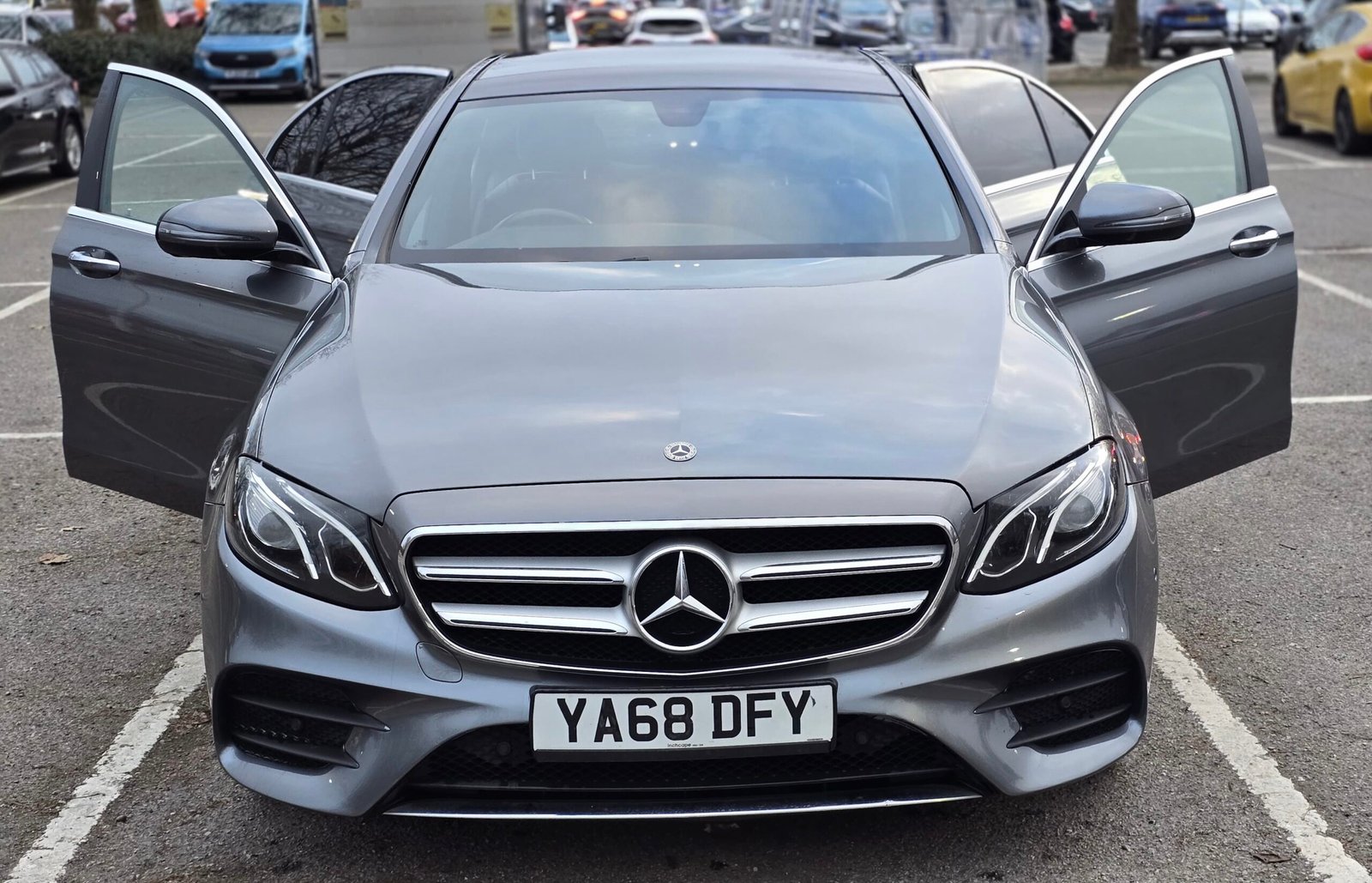 MERCEDES BENZ E220D